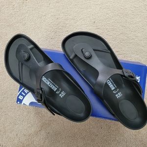 Birkenstock Toe Sandals